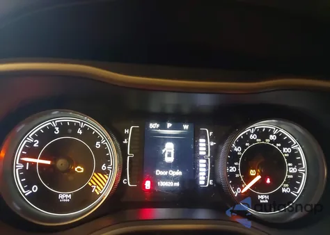 2014 Jeep Cherokee Altitude из США, поврежденный, VIN 1C4PJMCB1EW302045